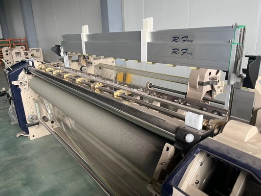 Acqua senza navetta di spargimento normale Jet Weaving Machine Textile del telaio meccanico 230cm