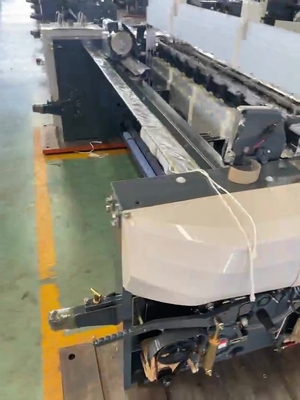 Acqua di modello Jet Loom del telaio per tessitura di Polyester Fabric Automatic di stato 822 del telaio nuovi